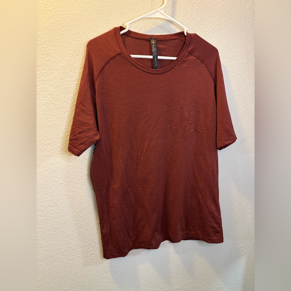 Lululemon Men’s Metal Vent Tech Short Sleeve